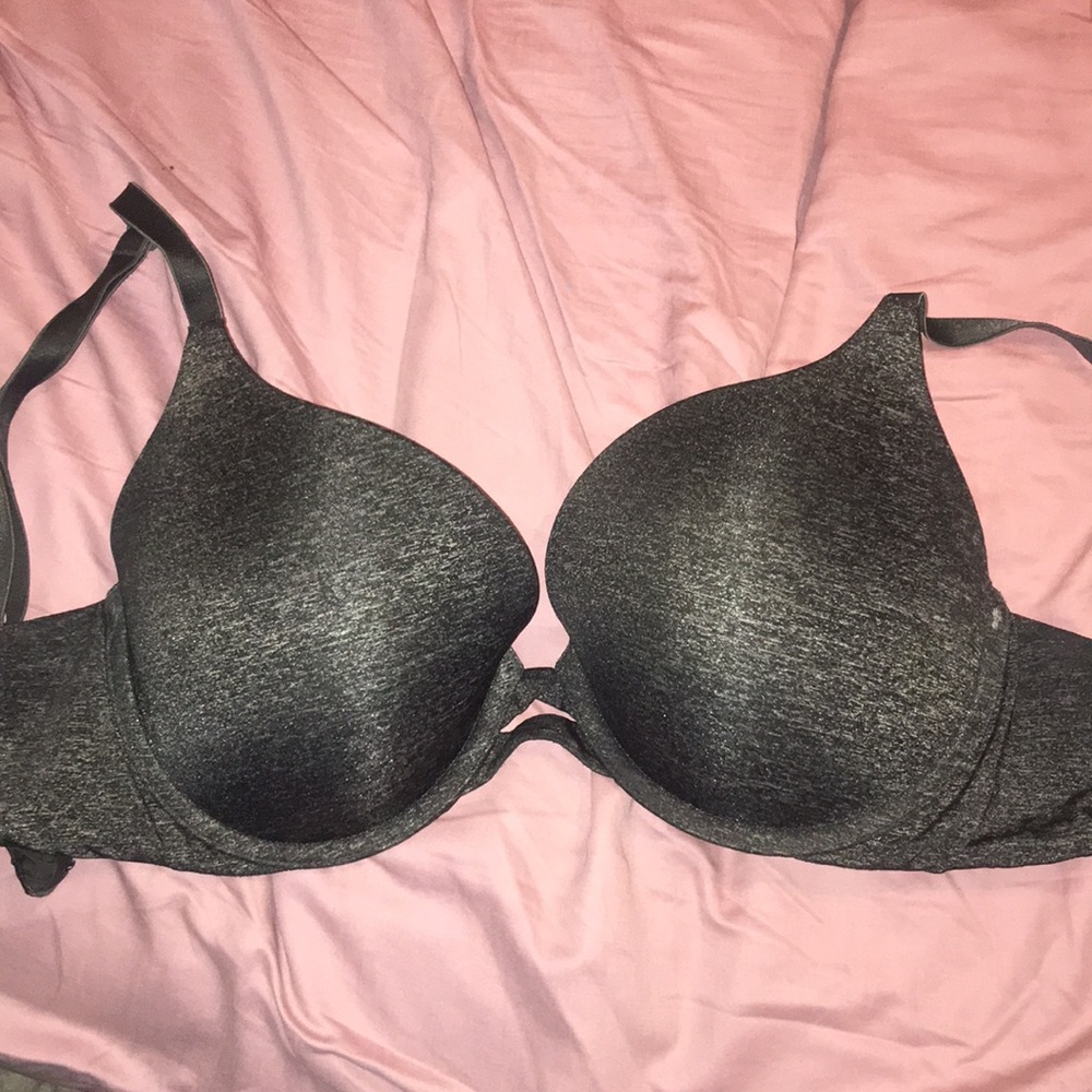 Vs bra
